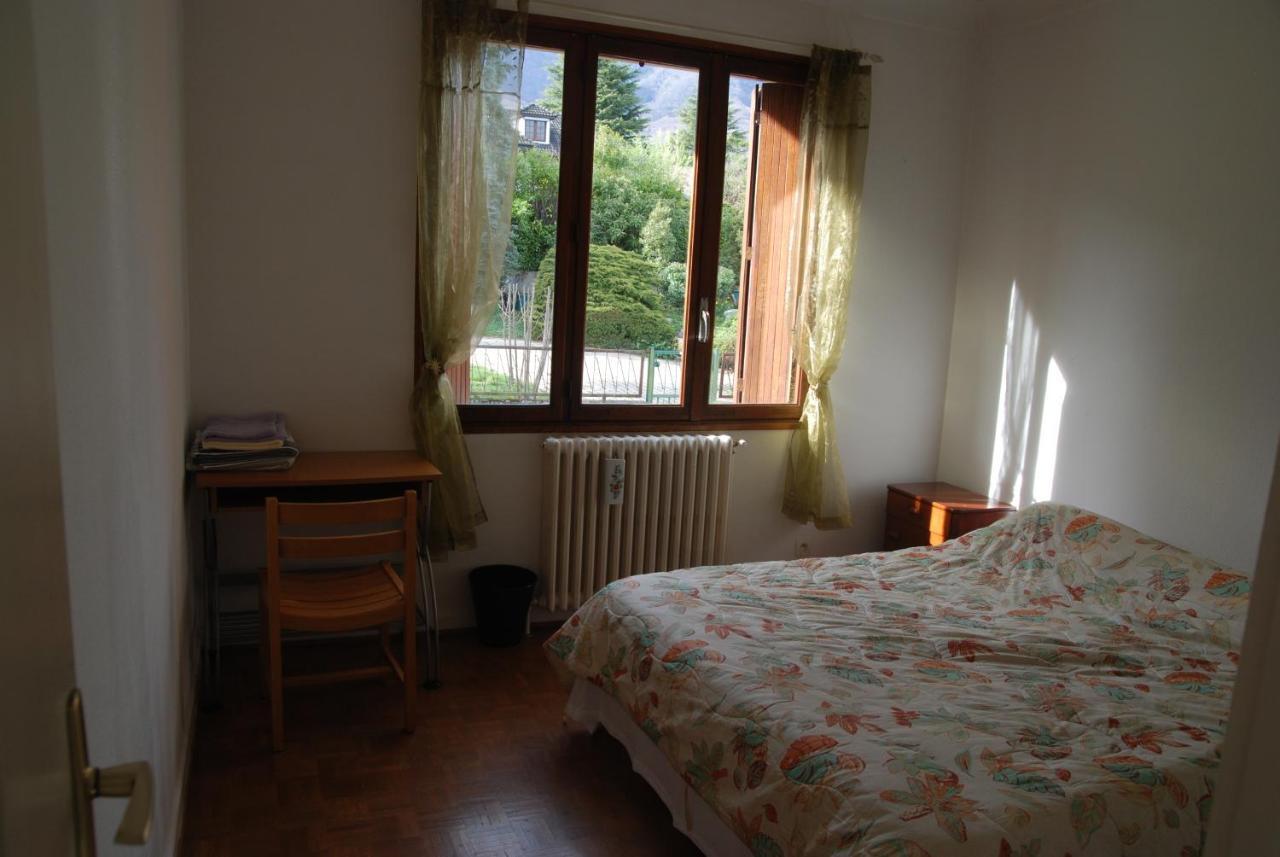 Spacious Home At The Heart Of Saint Ismier Kültér fotó